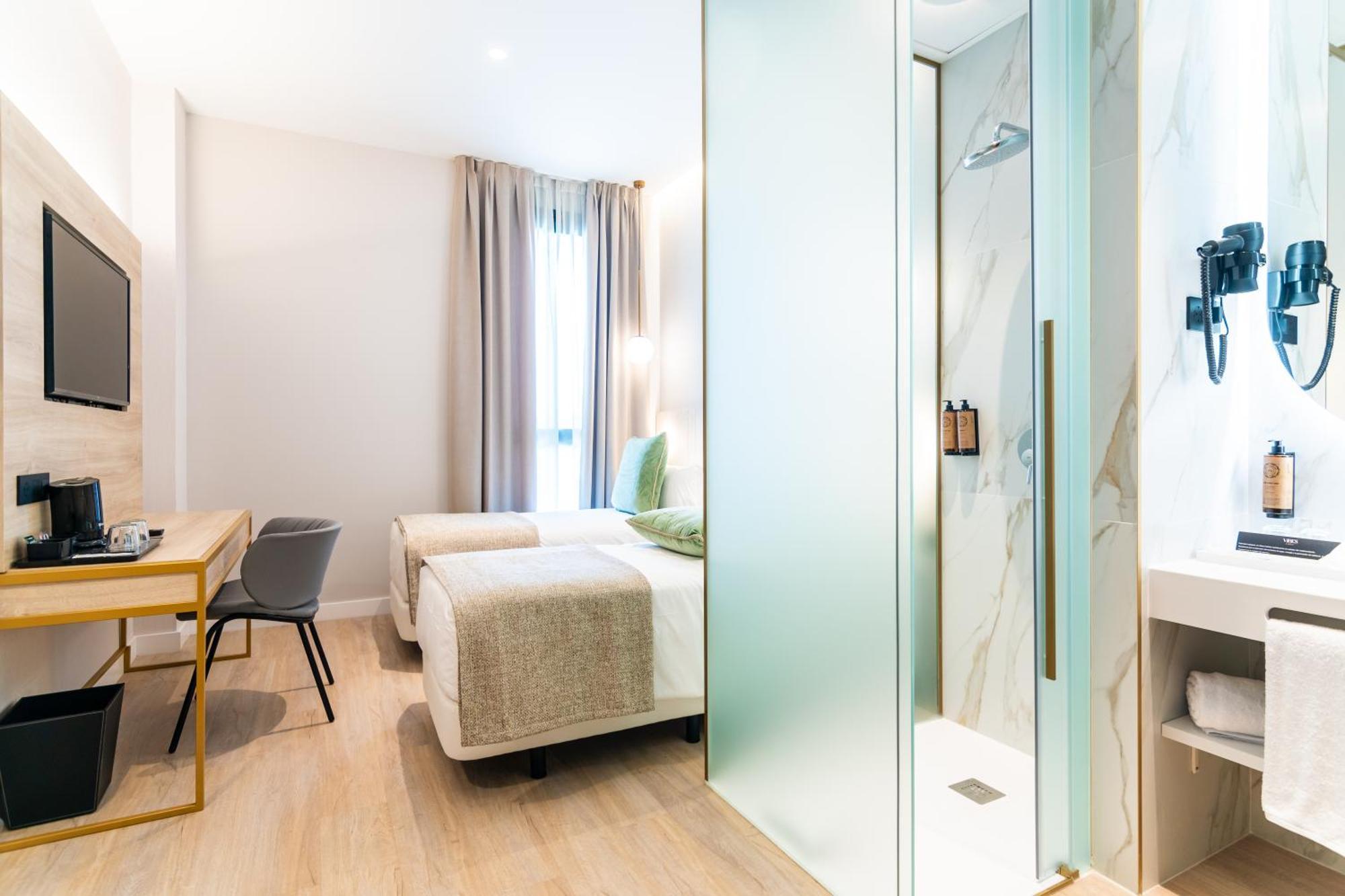 Hotel Malaga Vibes Bagian luar foto