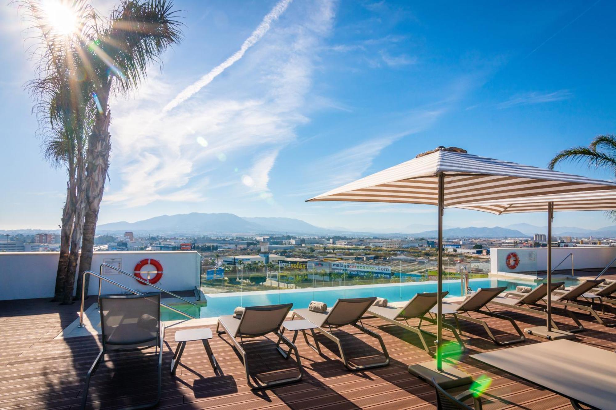 Hotel Malaga Vibes Bagian luar foto