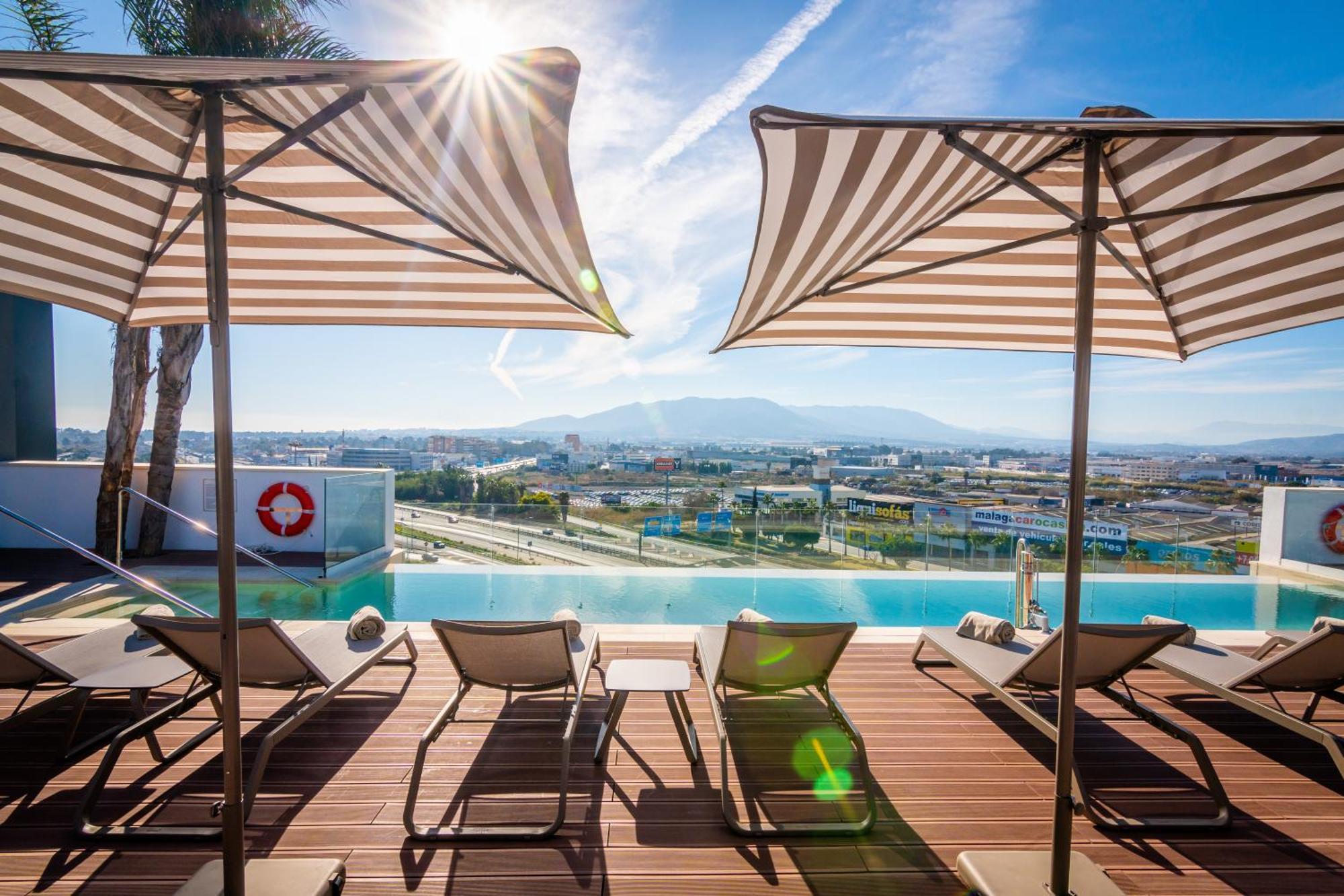 Hotel Malaga Vibes Bagian luar foto